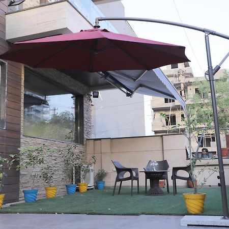 Nirvana Rooms Gurgaon Exteriör bild