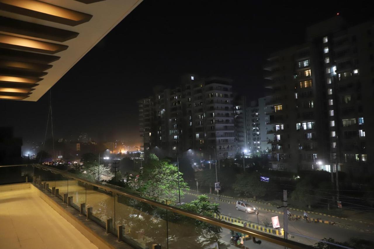 Nirvana Rooms Gurgaon Exteriör bild